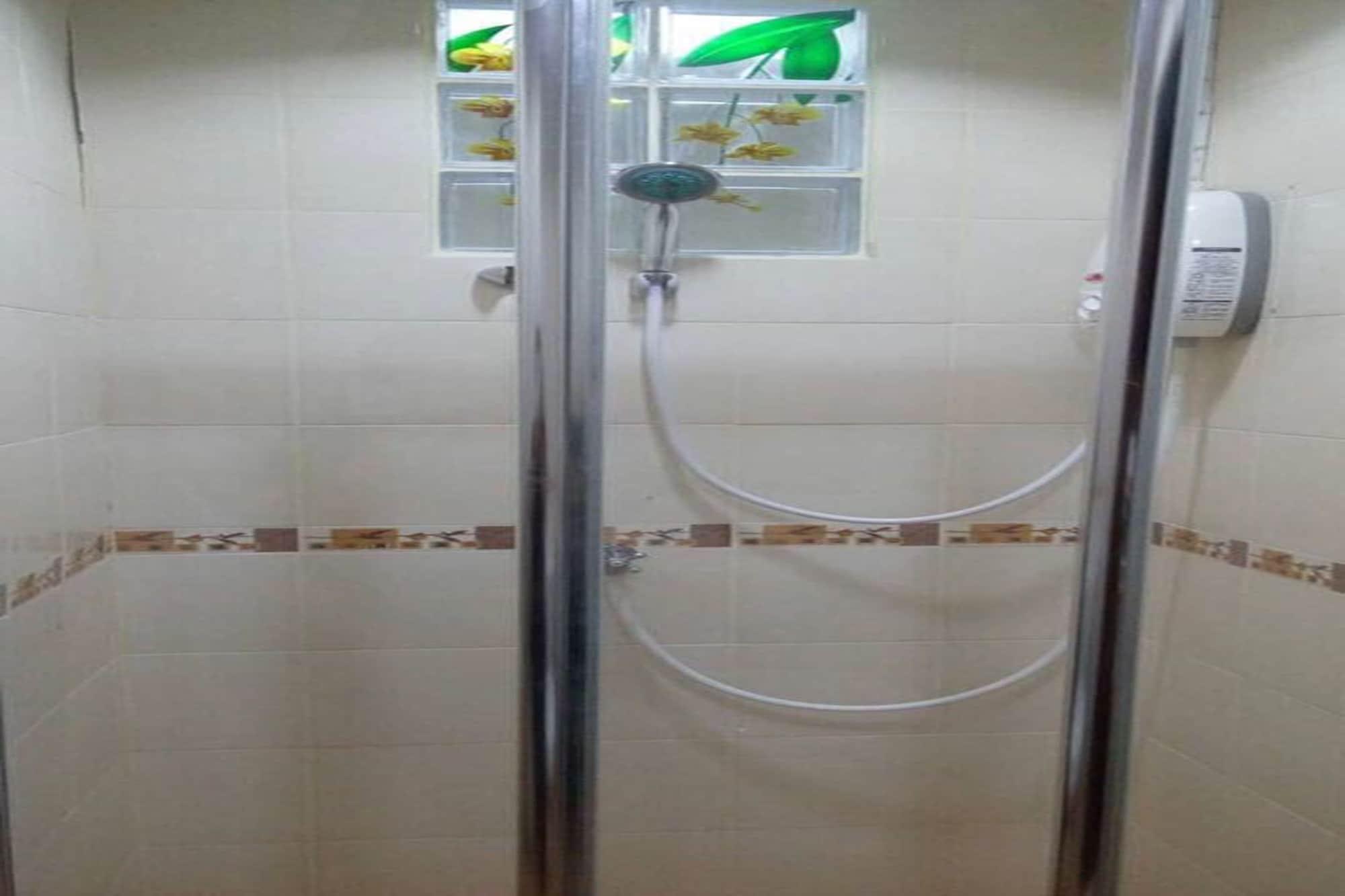Md Rose Apartment Bangkok Buitenkant foto
